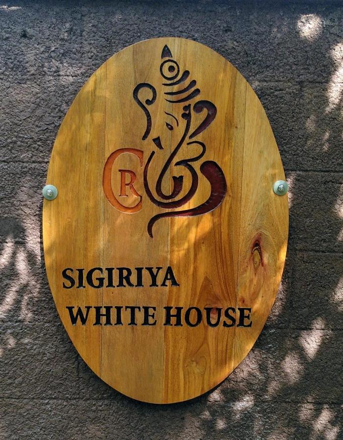 The Sigiriya White House Apartman Kültér fotó